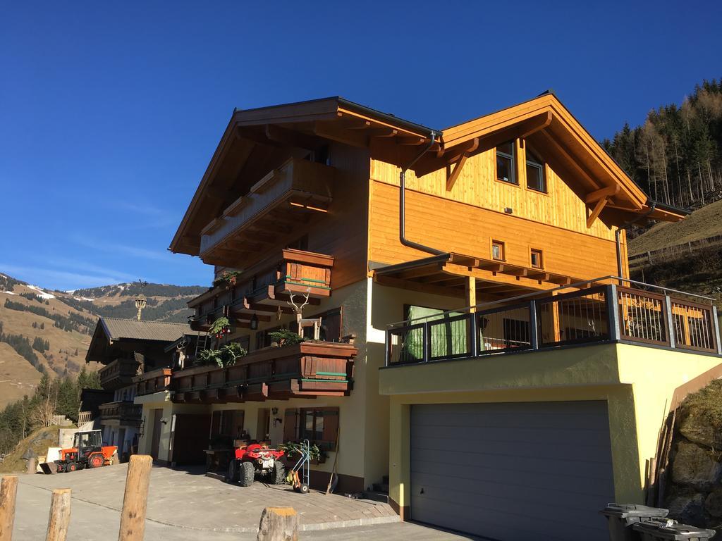 Landhaus Taxach Saalbach-Hinterglemm Bagian luar foto