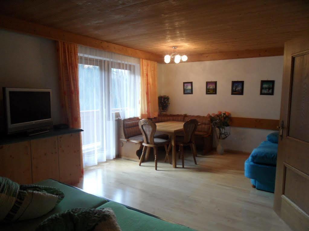 Landhaus Taxach Saalbach-Hinterglemm Bagian luar foto