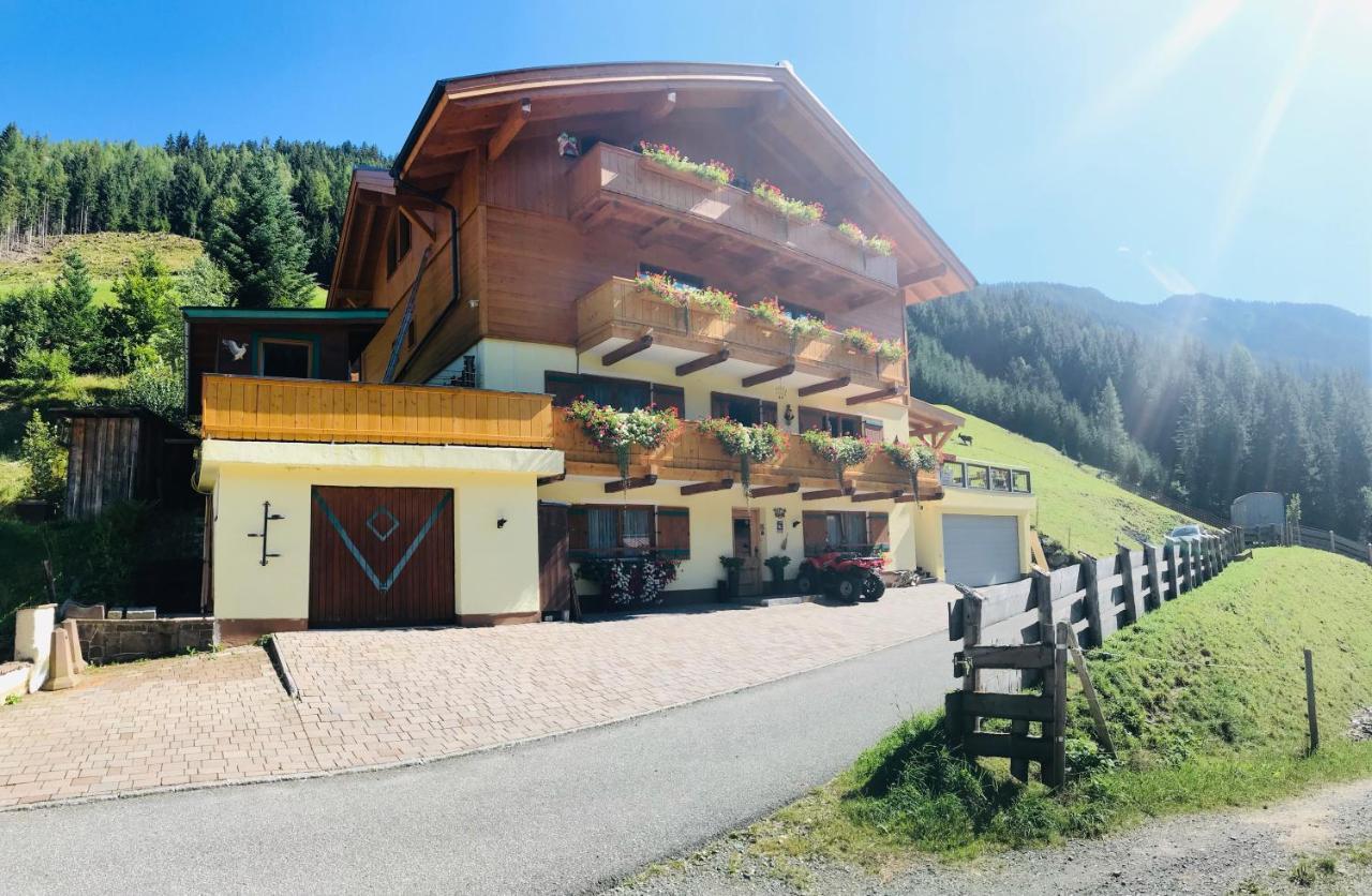 Landhaus Taxach Saalbach-Hinterglemm Bagian luar foto