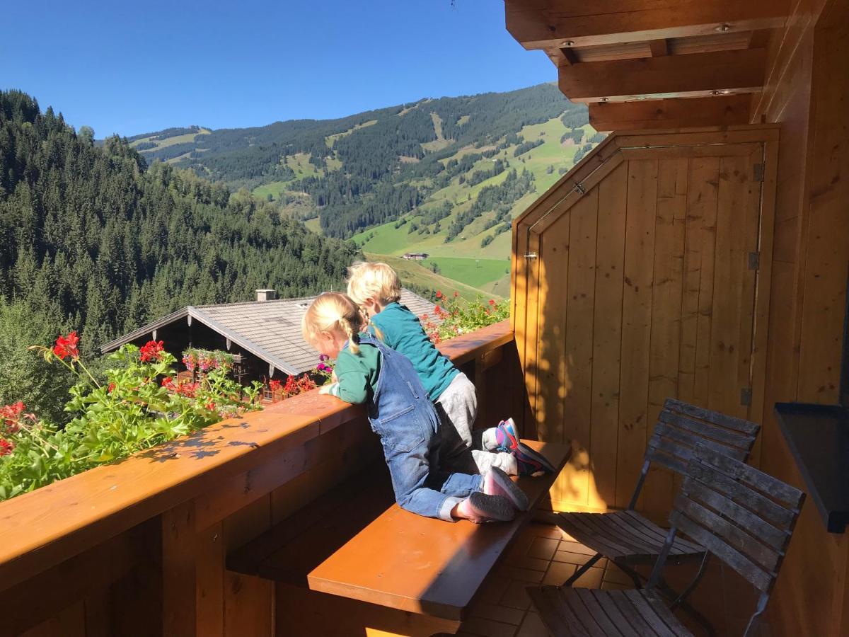 Landhaus Taxach Saalbach-Hinterglemm Bagian luar foto